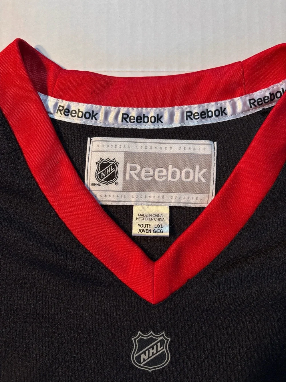 Reebok NHL Chicago Blackhawks Youth L/XL Black Blank Hockey Jersey